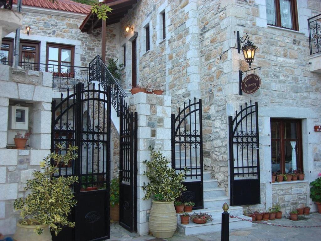 Ξενωνασ Σελινουντα Hotel Kosmás Екстериор снимка